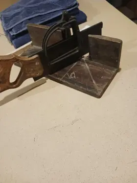 1902 Perfection Antique Miter Box Usa With Saw Laminated Wood Cast Pat Dec 23 02