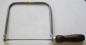 Stanley No.15-106 Vintage No. 15-106 6-1/2 Inch Deep Throat Wood Handle Coping Saw Usa