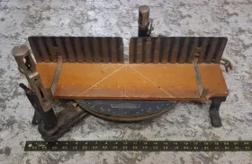 84-3975m Wardmastr Vintage Miter Box Mitre Hand Saw Woodworking Carpenter