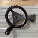 ONE(1) Delta Table Saw 34-441 34-670 36-474 Plastic Crank Handle Handwheel Used. Price: $20.00.