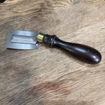 Crown 3" Veneer Cutting Saw 187V 15TPI Used. Price: $19.25.
